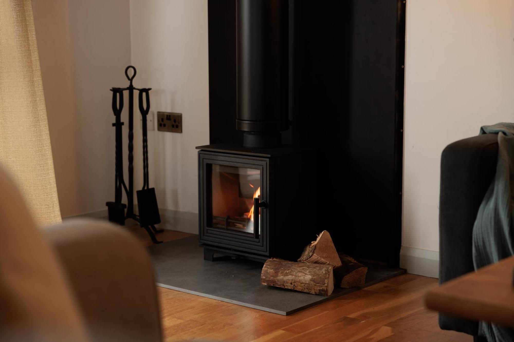הוילה קרייסטצ'רץ' The Retreat, Waterfront & Log Burner מראה חיצוני תמונה