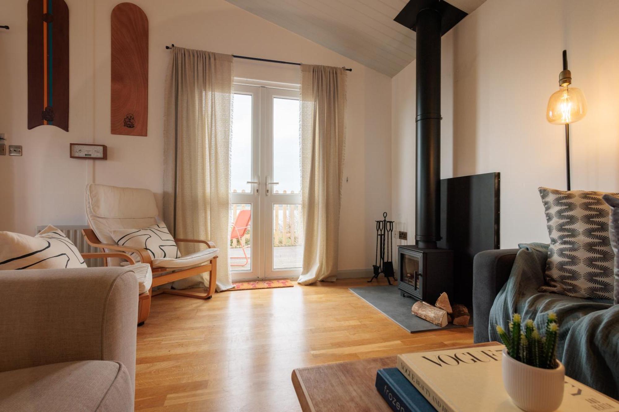 הוילה קרייסטצ'רץ' The Retreat, Waterfront & Log Burner מראה חיצוני תמונה